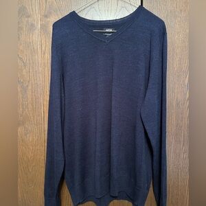 Men’s sweater